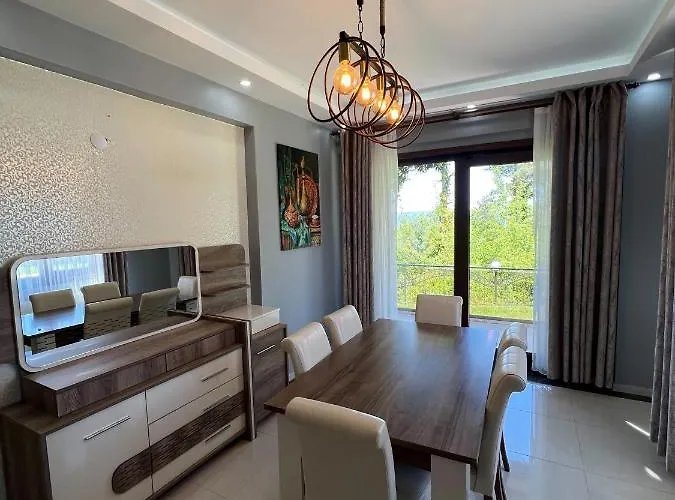 民宿 Nevras 萨潘贾